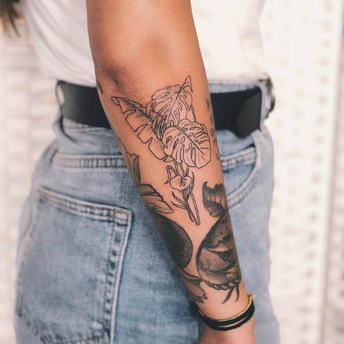 tatouage avant bras Femme 16