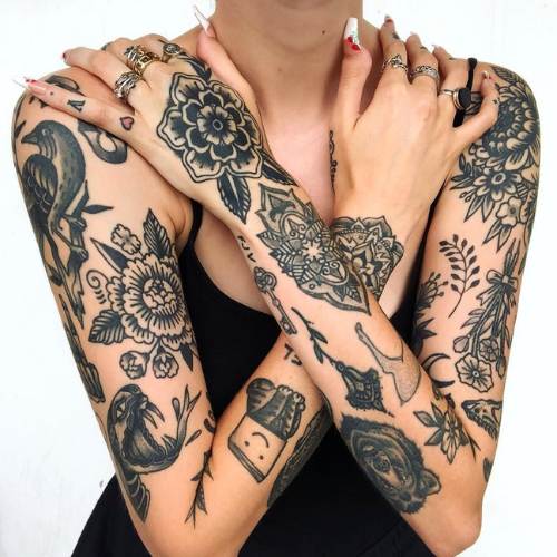 tatouage avant bras Femme 18