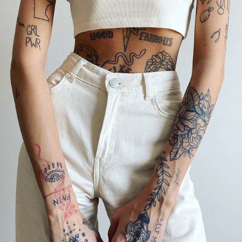tatouage avant bras Femme 3
