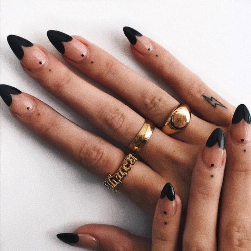 tatouage doigts femme sophierimmerr